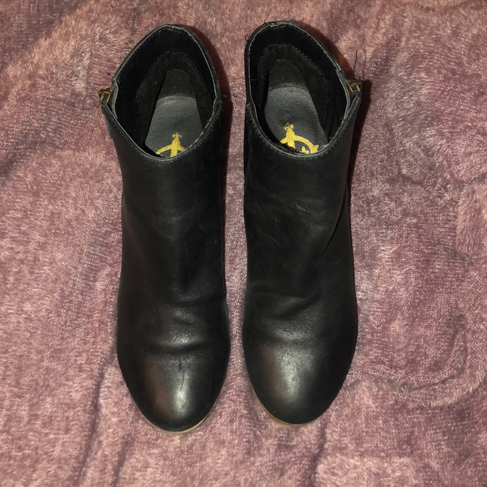 Black booties - Picture 3 of 4
